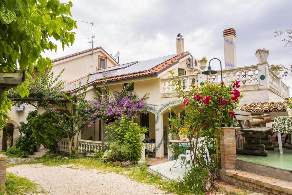 Agriturismo Il Quadrifoglio Farm stay *